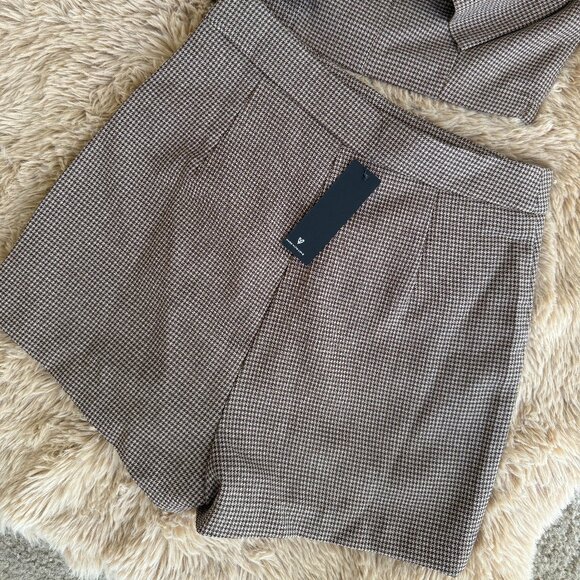 Lulus Brand New Plaid Bow Crop Top & Tweed Box Pleated Skort - Picture 8 of 8